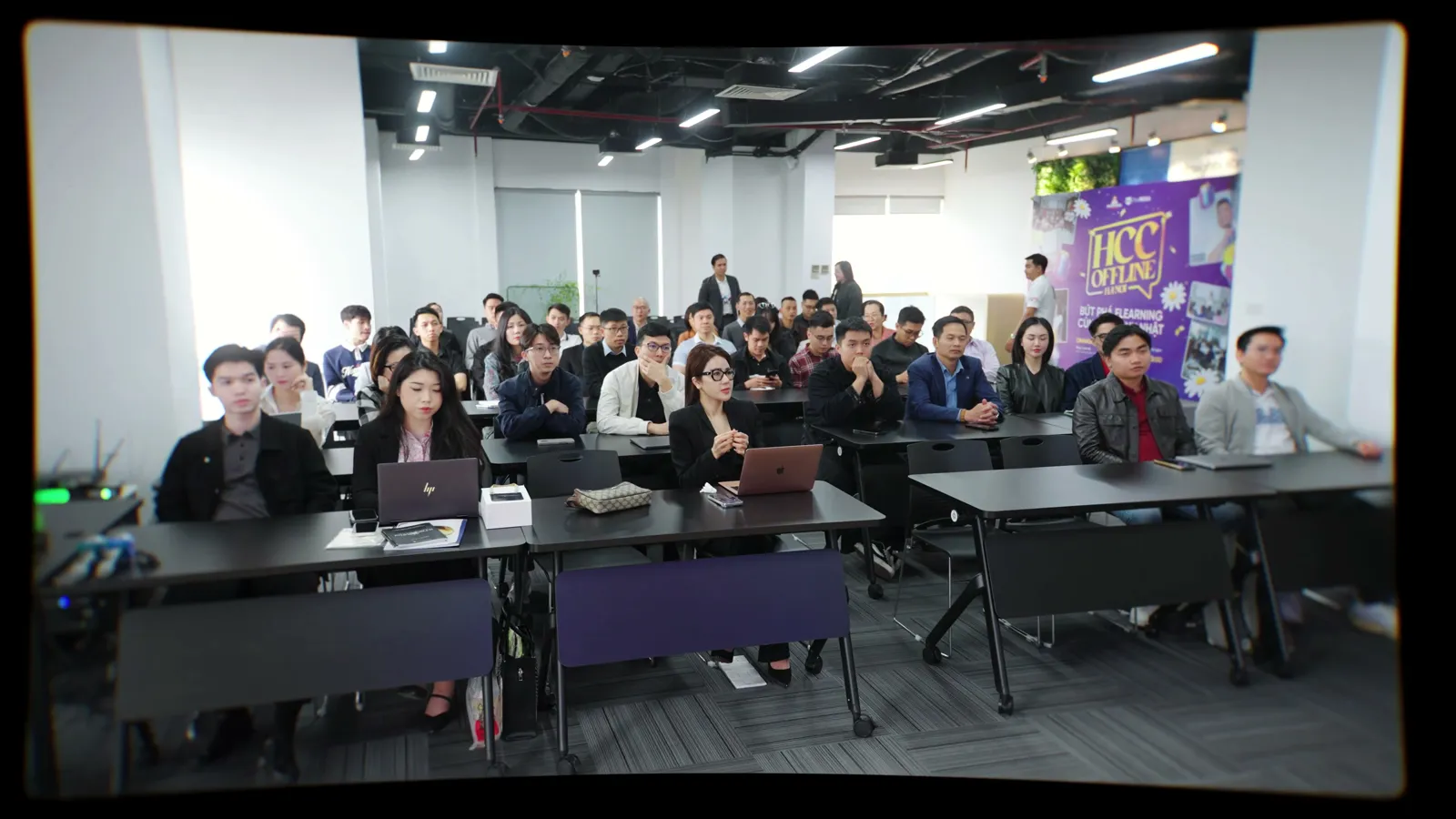 Hội trường sự kiện HCC offline tại Hà Nội