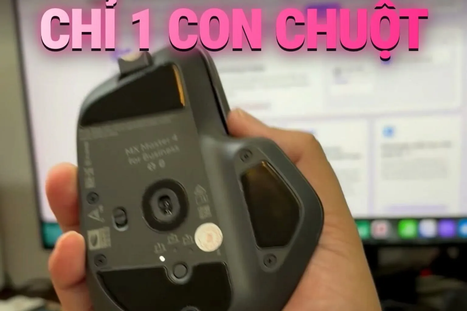 Khung hình thật: con chuột duy nhất Hùng dùng thay bàn phím